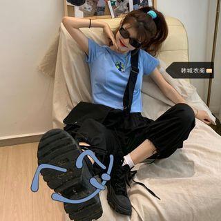 Short-sleeve T-shirt / Harem Cargo Pants