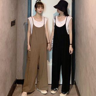 Set: Sleeveless Plain T-shirt + Jumper Pants