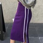 Pipe-trim Slit-side Midi Skirt