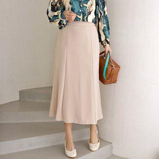 Paneled H-line Long Skirt