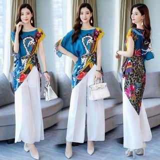 Set: Printed Short-sleeve Blouse + Wide-leg Dress Pants