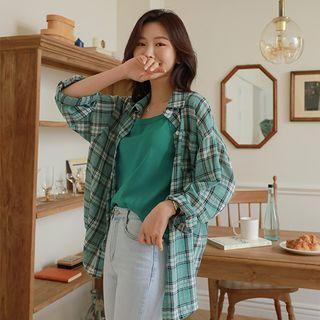 Pocket-front Lightweight Plaid Shirt