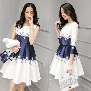 Set: 3/4-sleeve Print Jacket + Sleeveless Pleated Dress