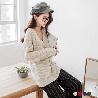 V-cut Chunky Dolman Sweater