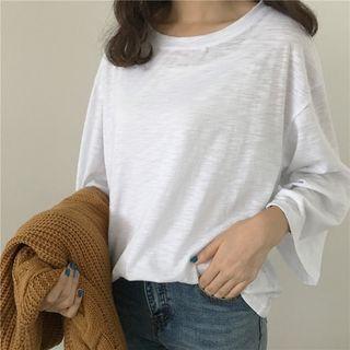 Wide 3/4-sleeve T-shirt
