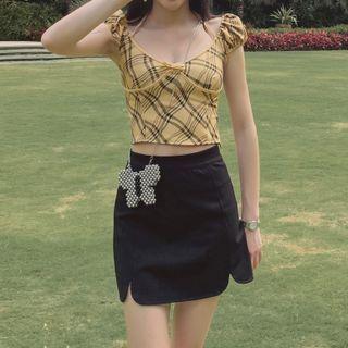 Cropped Plaid Puff-sleeve Top