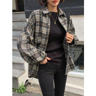 Dip-back Plaid Oversized Flannel Shirt