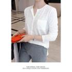 Slit-neckline Pocket-front T-shirt