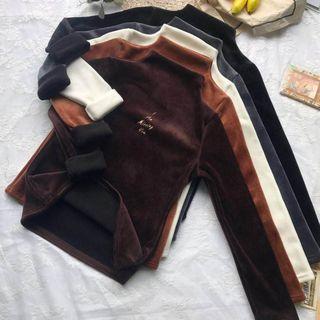 Long-sleeve Turtleneck Velvet T-shirt