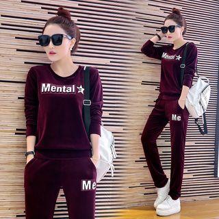 Set: Lettering Velvet Pullover + Sweatpants