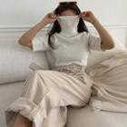Short-sleeve Turtle-neck Sweater