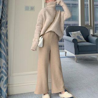 Turtleneck Sweater / Wide Leg Pants