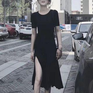 Side-slit Short-sleeve A-line Dress