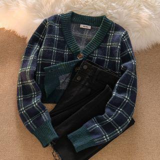 Cropped Plaid Cardigan / Jeans