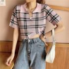 Short-sleeve Plaid V-neck Knit Top