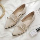 Pointed Block Heel Bow-accent Loafers