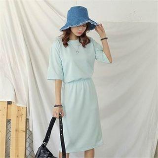 Elbow-sleeve Gathered-waist Midi Dress