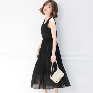 Lace Panel Sleeveless Midi Dress