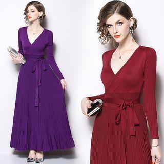 Long-sleeve V-neck Plain Maxi Dress