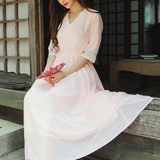 Pleated 3/4-sleeve Midi Dress