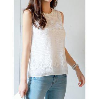 Key-hole Back Sleeveless Lace Top