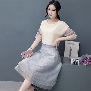 Set: Embroidered Short-sleeve T-shirt + Midi Skirt