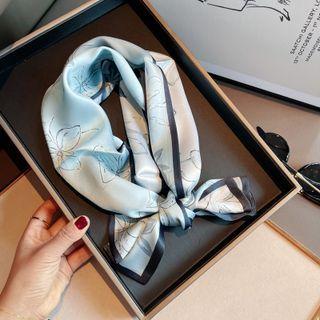 Floral Print Scarf Off-white & Light Blue - One Size