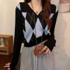 Long-sleeve Knitted Argyle Cropped Sweater