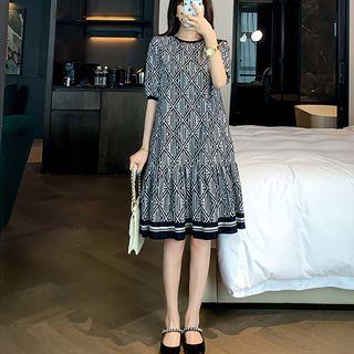 Short-sleeve Two-tone Print A-line Dress