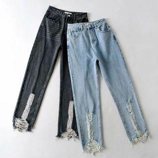 Distresses Straight Leg Jeans