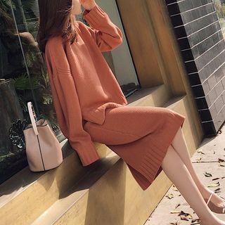 Long Sleeve Round Neck Plain Knit Dress