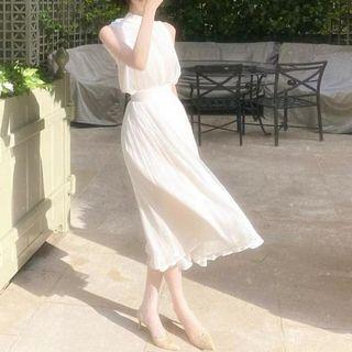 Sleeveless Chiffon Dress (various Designs)