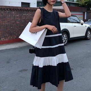 Color-block Pleated Sleeveless Dress