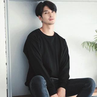 Long-sleeve Sweatshirt