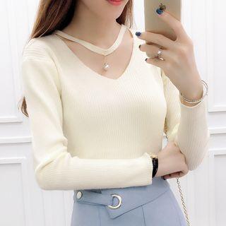 Faux Pearl Pendant Long Sleeve Knit Top