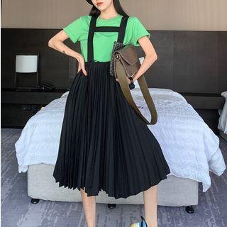 Plain Short-sleeve T-shirt / Pleated Jumper Dress