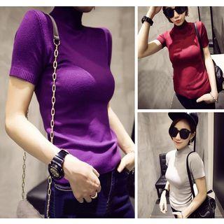 Short Sleeve Mock Neck Knit Top