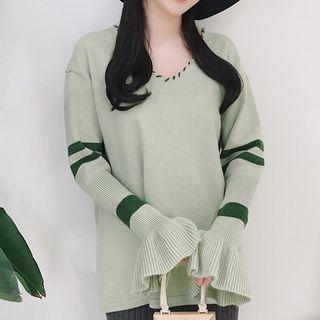 Long-sleeve Two-tone Knit Top