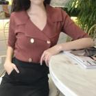 Double-breasted Elbow-sleeve T-shirt