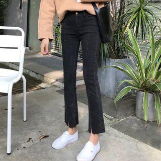 Frayed Hem Slit Cropped Jeans