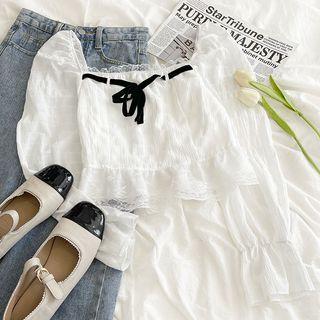Bell-sleeve Square-neck Lace Trim Cropped Top