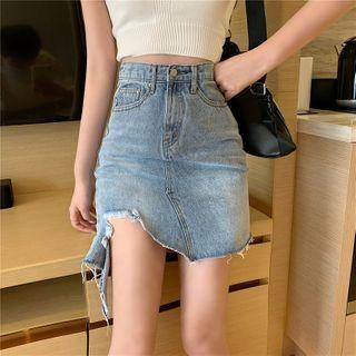 Distressed Mini Fitted Denim Skirt