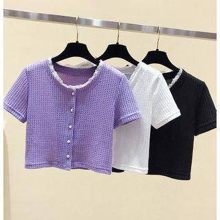 Lace Trim Buttoned Crop Top