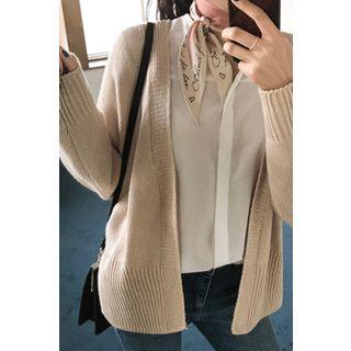 V-neck Button-back Plain Blouse