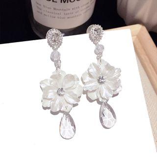 Flower Rhinestone Dangle Earring 1 Pair - Silver Needle - White - One Size