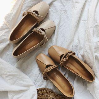 Knot Chunky Heel Pumps