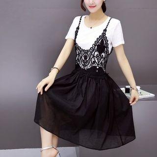 Set: T-shirt + Crochet Panel Sundress