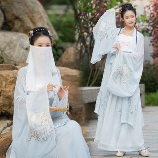 Set: Hanfu Flower Top + Light Jacket + Maxi Skirt