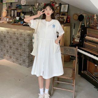 Short Sleeve Daisy Embroidered A-line Dress