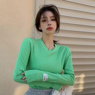 Lettering Tag Knit Top